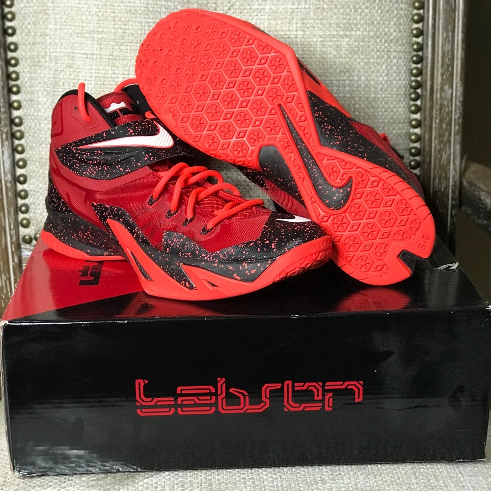 Nike Zoom Soldier 8 PRM